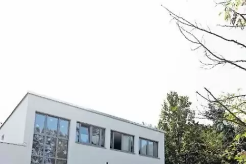 Weit umfangreicher als geplant war die Sanierung der Theo-Barth-Halle.