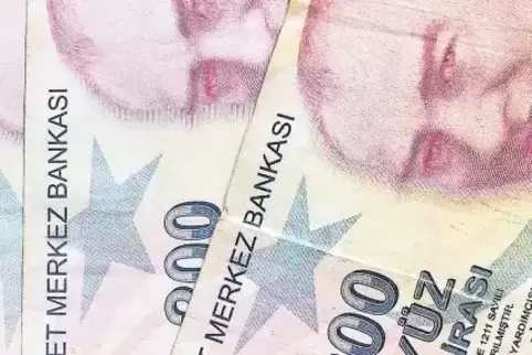 Auf eine kurzzeitige Erholung der türkischen Lira am Nachmittag folgte gestern ein neuerlicher Kurssturz.