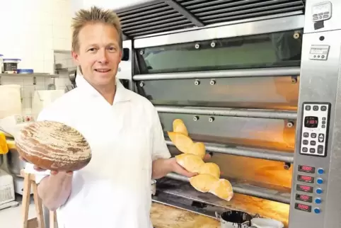 Bäckermeister Jörg Greiner setzt auf traditionelle Rezepte und Handarbeit.