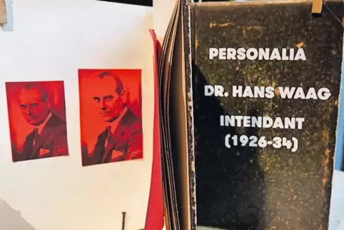 Den Theaterintendanten Hans Waag hatten die Nazis auf dem Kieker, der Schulleiter Guido Goeß hatte sich dagegen perfekt an das N