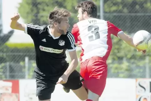 Das will der Trainer sehen: Voller Einsatz im Kampf um den Ball. Am Sonntag will der SV Altenglan (hier Alexander Jacob im schwa