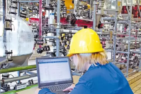 690 junge Menschen sollen bei der BASF in Ausbildung oder duales Studium starten.