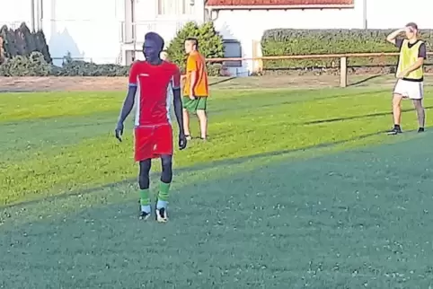 Juwara Muhammad beim Training in Dierbach.