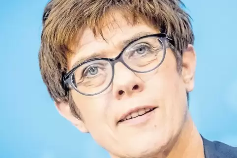 Ihr Vorschlag zur Dienstpflicht polarisiert weiter: CDU-Generalsekretärin Kramp-Karrenbauer.