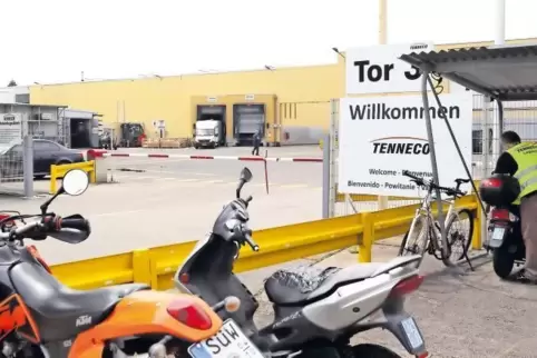 Willkommen oder doch eher auf Wiedersehen? Bei Tenneco gibt es einen Aderlass.