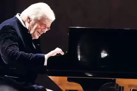 Justus Frantz gehört zu den bekanntesten Pianisten der Gegenwart.