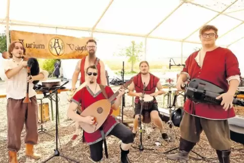 „Aurium Voluptas“: Die Karlsruher Mittelalter-Rockband serviert „Ohrenschmaus“.