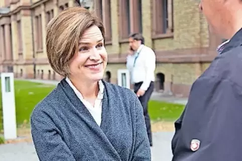 Helena Andrada im Gespräch mit Volker Endres.