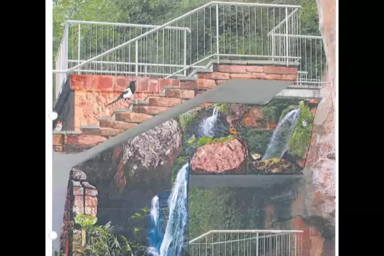 Natur in der Stadt: Isidora Paz-Lopez m&ouml;chte in ihrem Mosaik Felsen, V&ouml;gel und Wasserf&auml;lle mit 3-D-Effekt vereinen.