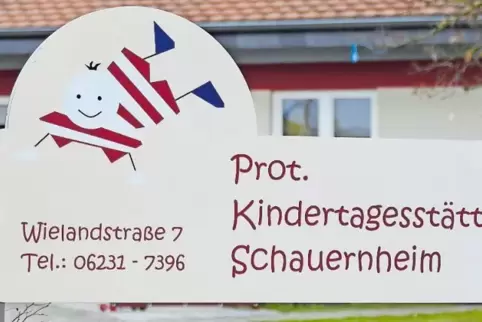 Probleme mit einer Trennfuge und dadurch Wasser im Haus – für den Schadne in der Kita fallen laut Kirchengemeinde 32.000 Euro an