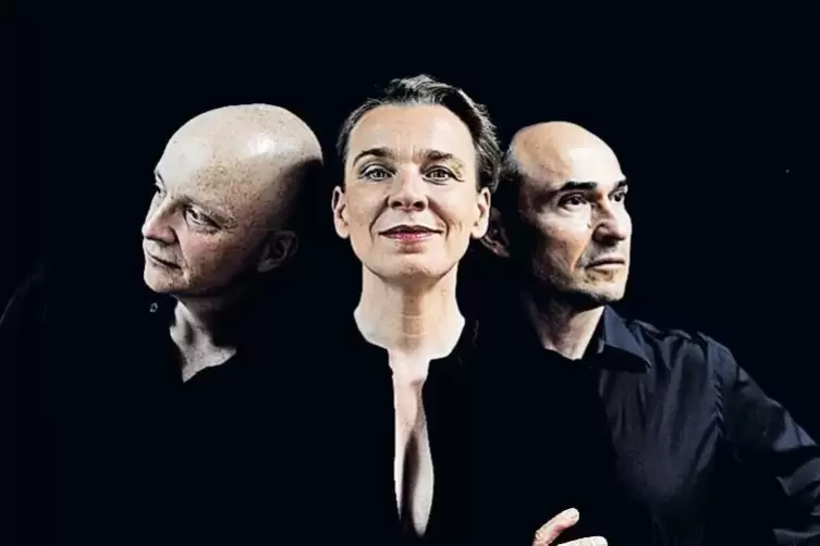 Kombinieren Musik und einen neugeschriebenen Text: T. Teubner, Ben Süverkrüp (links) und Stephan Picard.