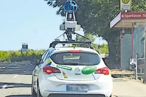 Ein Fahrzeug von Google Maps hat RHEINPFALZ-Leser Andreas Eger Am Fasanerieberg gesichtet.