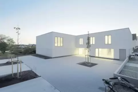 Mit einer Auszeichnung geehrt: Gemeindehaus der Freien evangelischen Gemeinde Kaiserslautern-Nord von Bayer & Strobel Architekte