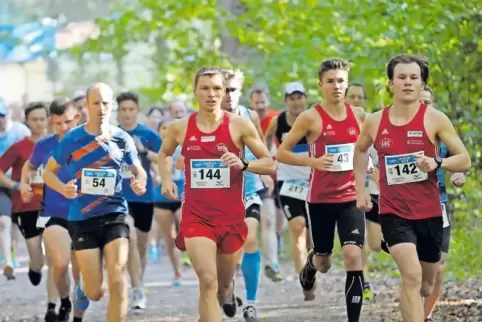 Das Trio des ABC Ludwigshafen sorgte beim Volkslauf des LTC Mutterstadt für ein Novum: Es belegte die Plätze eins bis drei. Nico