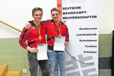 Das erfolgreiche Brüderpaar: der deutsche Meister Lukas Eichhorn (links) und der Vizemeister Daniel Eichhorn.