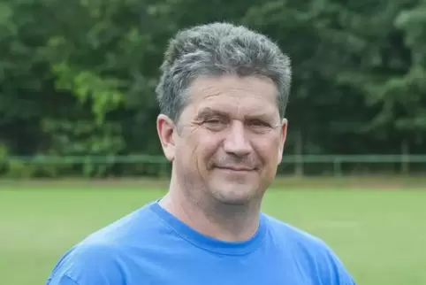 Bernd Müsel, hier noch in Diensten des TuS Hohenecken, ist neuer Trainer des SV Herschberg.  Foto: View 
