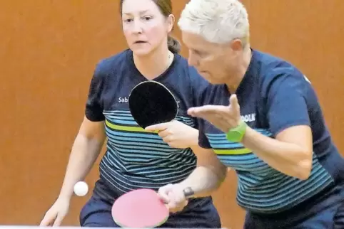 Für die TSG Zellertal auch im Doppel mit Sabine Becker erfolgreich: Anneli Heintz (rechts).