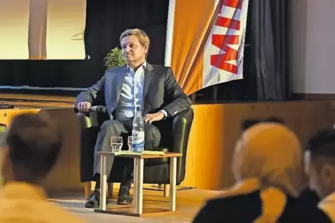 Innere Sicherheit war das Topthema, über das die Besucher im Zentrum Alte Schule mit Christian Baldauf reden wollten.