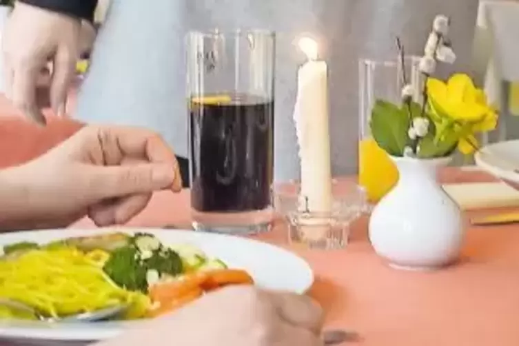 Restaurantbesuch in Ruhe: L&auml;rmende Kinder sind teilweise nicht gerne gesehen. Es gebe aber auch Erwachsene ohne Kinderstube, bet