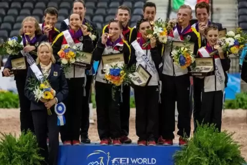 Das deutsche Goldteam mit Chiara Congia (vordere Reihe, Dritte von rechts). Foto: Lafrentz