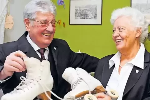 Präsidentenpaar seit 40 Jahren: der Vereinsvorsitzende Manfred Cronauer und seine Fraun Gudrun.