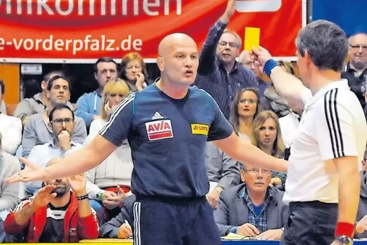 Emotional: Erol Bayram, Freistil-Trainer des VfK 07 Schifferstadt.