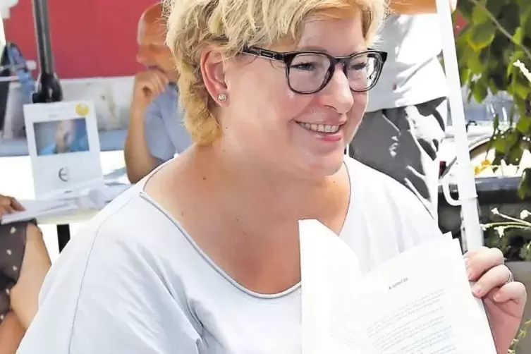 Krimiautorin Nadja Roth liest im Oktober aus Band drei ihrer &bdquo;Elli-Werner-Reihe&ldquo;.