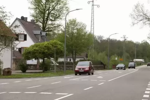 In der Lauterburger Straße hing ein nicht erlaubtes Transparent Foto: Iversen