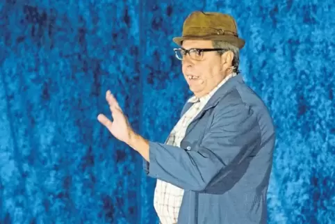 Ein Hesse, den die Pfälzer lieben: Hausmeister und Ortsbeiratsmitglied Begge Peder, die Kunstfigur des Komödianten Peter Beck.