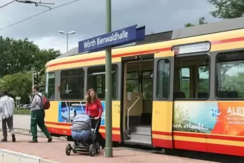 Es gibt wieder Ausfälle im Stadtbahnsystem zwischen Wörth und Karlsruhe.   Archivfoto: van