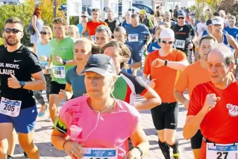 406 Teilnehmer liefen beim Maxdorfer Lauf mit. Bei den Kinder- und Jugendläufen gab es sogar einen Teilnehmerrekord.