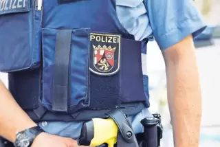 Soll deeskalierend wirken: eine der neuen Stromstoßpistolen.