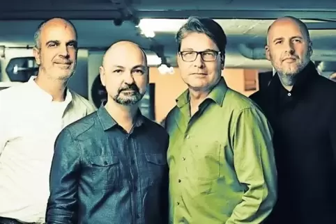 „Colorbox“ sind (von links) Márcio Tubino (Saxofon, Flöte), Volker Giesek (Piano, Komposition), Ciro Trindade (Bass) und Andreas