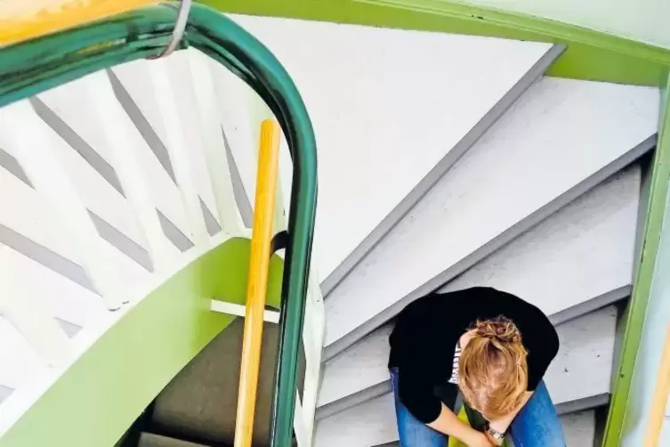 Mobbing, Burn-Out oder Krankheit: Wer ein Problem am Arbeitsplatz hat, kann sich an den Berufsbegleitenden Dienst wenden.
