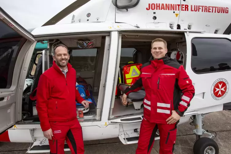 view_rettungshubschrauber13jac13.JPG