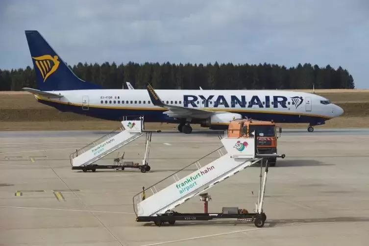Anzeichen für einen kompletten Ryanair-Rückzug vom Flughafen Hahn sieht Christoph Götzmann von der Flughafen-Geschäftsführung ni