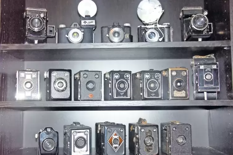Gut 200 analoge Fotoapparate umfasst die Sammlung von Peter Pister aus Speyer, darunter zehn Box-Kameras.