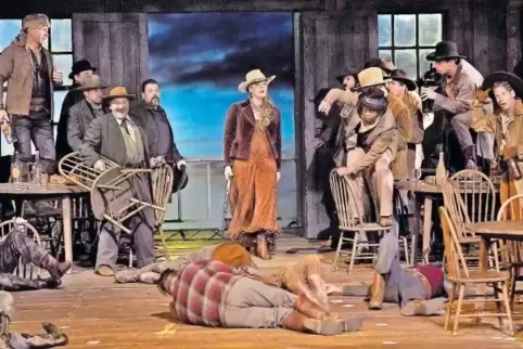 Eine Szene aus der New Yorker Aufführung von „La fanciulla del West“