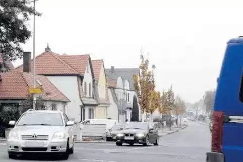 An der Einmündung von der L 523 zur Theodor-Heuss-Straße soll der Ausbau beginnen.