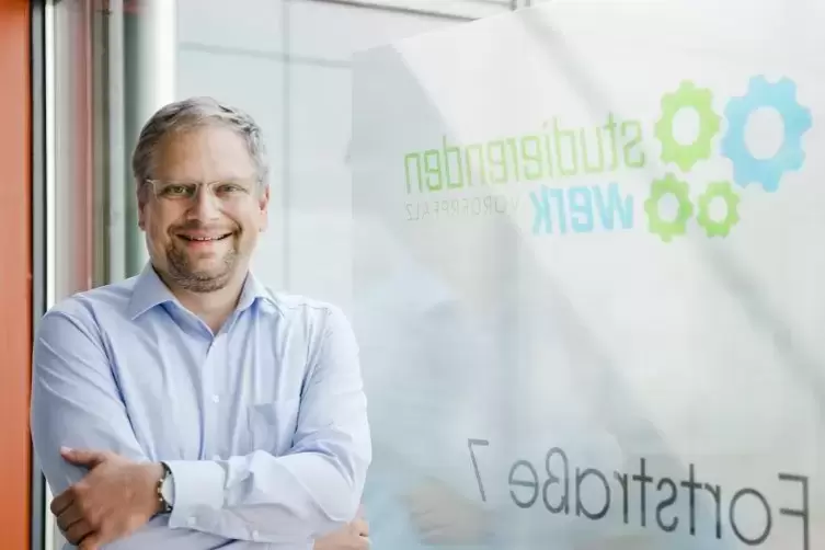 Andreas Schülke ist seit 2016 Geschäftsführer des Studierendenwerks mit Sitz in Landau. Foto: Studierendenwerk