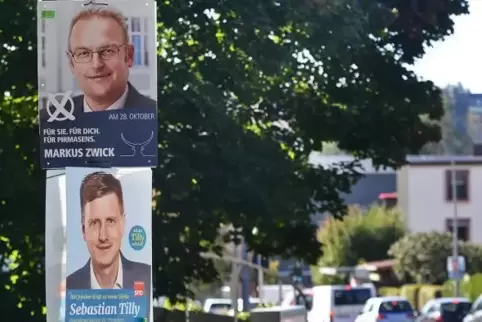 Bei der Oberbürgermeisterwahl am Sonntag haben die Pirmasenser die Wahl zwischen Markus Zwick (CDU) und Sebastian Tilly (SPD).  