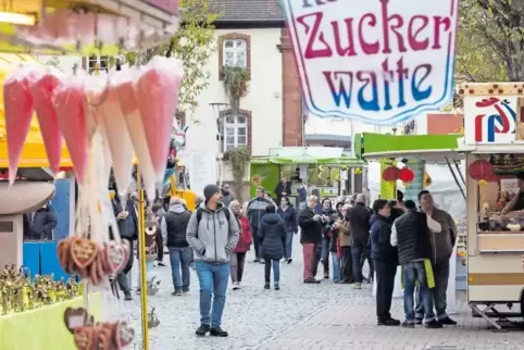 Süßes, Herzhaftes und Ungewöhnliches im Angebot: 70 Beschicker sind auf dem Ramsteiner Wendelinusmarkt vertreten. Angesichts der