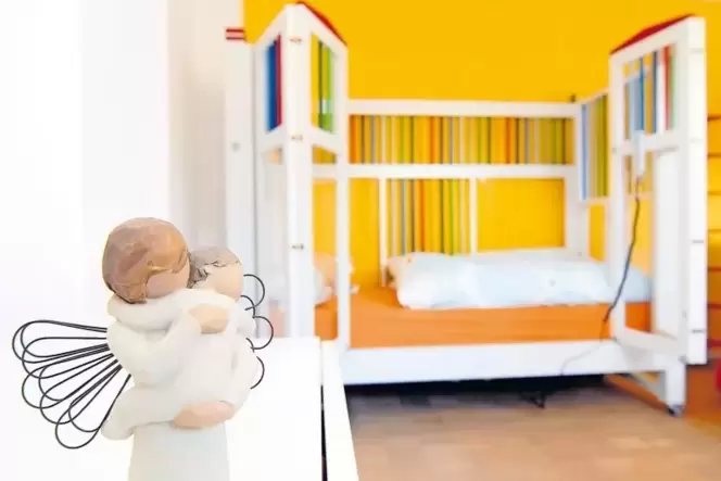 Kinderhospiz Dudenhofen: Das Zimmer wurde bei der Eröffnung im Jahr 2009 fotografiert. Kinderhospiz Dudenhofen: Das Zimmer wurde bei der Eröffnung im Jahr 2009 fotografiert.