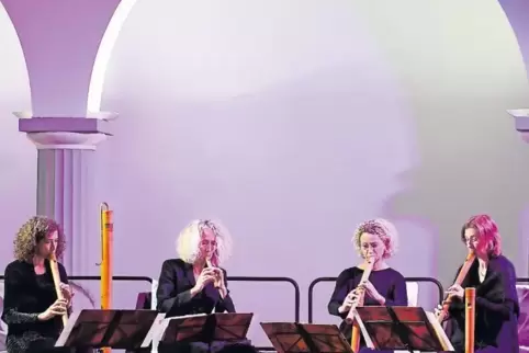 Seit fast 30 Jahren spielen die Musikerinnen des Quartetts Flautando auf den Konzertpodien der ganzen Welt.