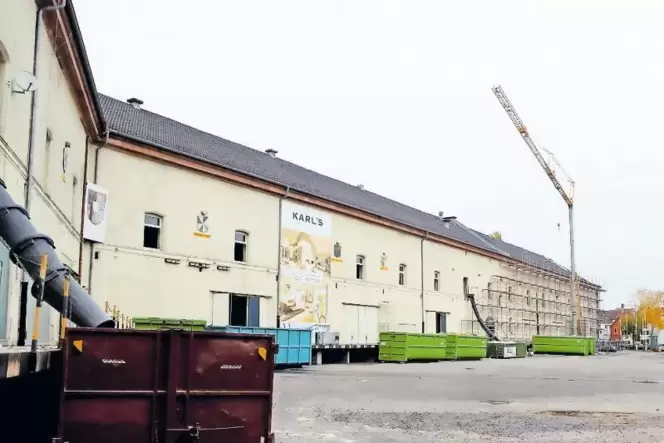 87 Wohnungen entstehen im unter Denkmalschutz stehenden Kasernengebäude.