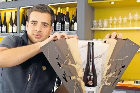 139 Euro kostet der Wein von Pascal Oberhofer mit der außergewöhnlichen Verpackung.