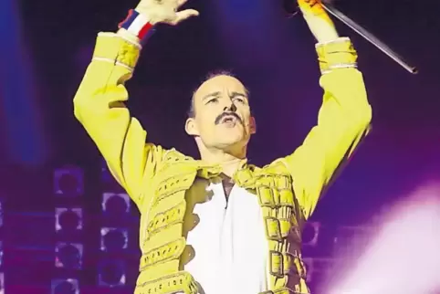 Singt und tanzt wie Freddie Mercury: Rob Comber ist einer der bekanntesten Imitatoren der Rocklegende.