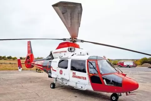 Auf dem Gelände der Firma Korz in Sembach (Kreis Kaiserslautern) ist übergangsweise der Rettungshubschrauber „Air Rescue Pfalz“ 