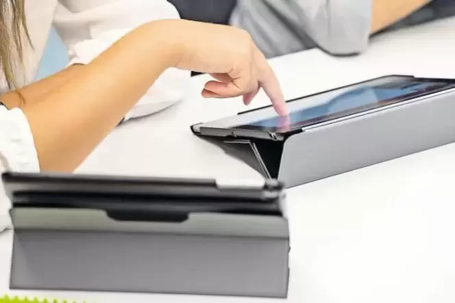 Tablets an Schulen: In einer Fachtagung in Speyer wurden Möglichkeiten vorgestellt und Probleme thematisiert.