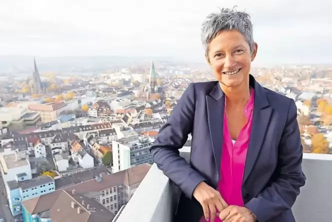 Oben angekommen: Beate Kimmel ist die neue Bürgermeisterin. Oben angekommen: Beate Kimmel ist die neue Bürgermeisterin.